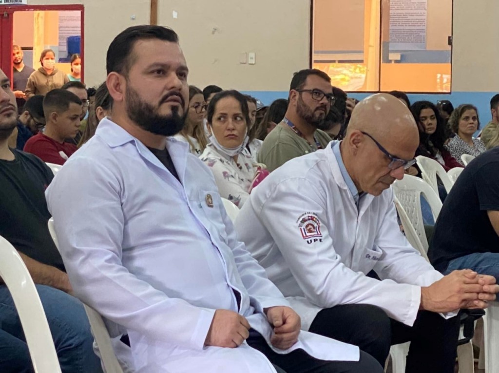 Emotivo acto de Bienvenida a los Estudiantes del 1er. Curso de Medicina de la UPE, sede Pdte. Franco